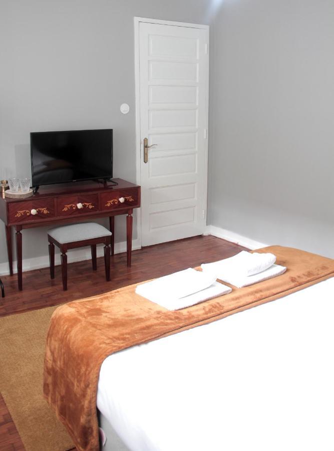 Genius Loci Guesthouse Matosinhos  Ngoại thất bức ảnh